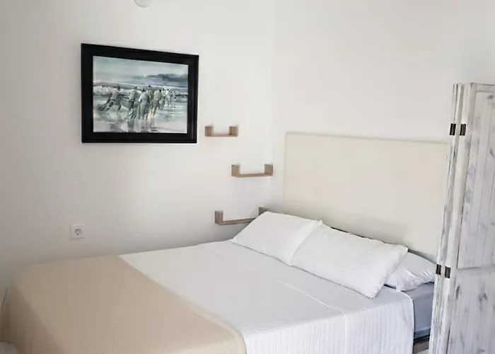 Casa Medina De Alba * קוניל דה לה פרונטרה